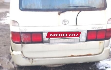 Toyota Granvia, 1998 год, 350 000 рублей, 12 фотография