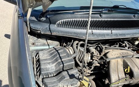 Chrysler Voyager IV, 2002 год, 315 000 рублей, 13 фотография