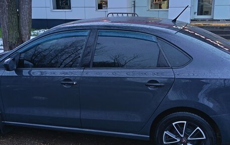 Volkswagen Polo VI (EU Market), 2015 год, 840 000 рублей, 2 фотография