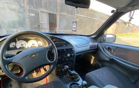 Chevrolet Niva I рестайлинг, 2006 год, 385 000 рублей, 8 фотография