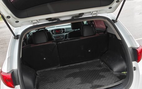 KIA Sportage IV рестайлинг, 2018 год, 2 000 000 рублей, 10 фотография