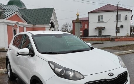 KIA Sportage IV рестайлинг, 2018 год, 2 000 000 рублей, 3 фотография