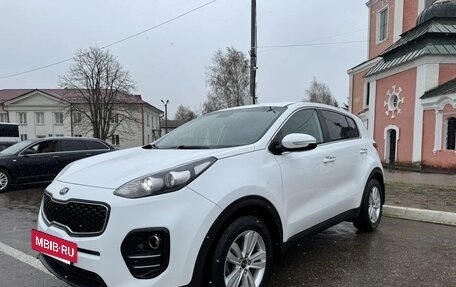 KIA Sportage IV рестайлинг, 2018 год, 2 000 000 рублей, 2 фотография