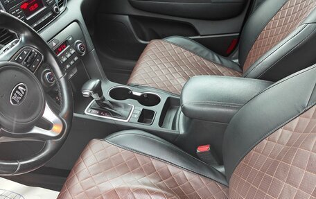 KIA Sportage IV рестайлинг, 2018 год, 2 000 000 рублей, 13 фотография