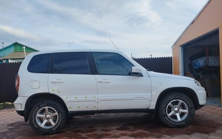 Chevrolet Niva I рестайлинг, 2009 год, 415 000 рублей, 7 фотография