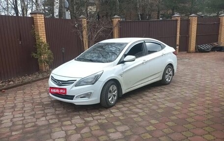Hyundai Solaris II рестайлинг, 2016 год, 760 000 рублей, 1 фотография