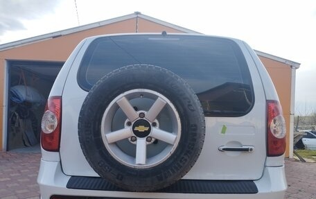 Chevrolet Niva I рестайлинг, 2009 год, 415 000 рублей, 11 фотография