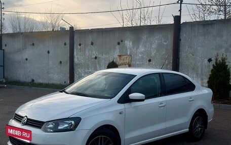 Volkswagen Polo VI (EU Market), 2012 год, 900 000 рублей, 5 фотография
