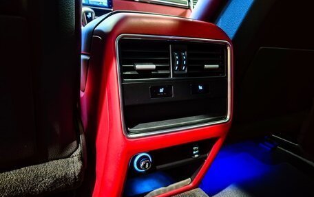 Porsche Cayenne III, 2018 год, 6 000 000 рублей, 10 фотография