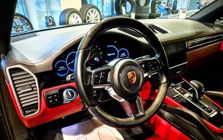 Porsche Cayenne III, 2018 год, 6 000 000 рублей, 18 фотография