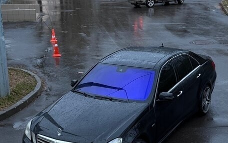 Mercedes-Benz E-Класс, 2011 год, 1 700 000 рублей, 4 фотография