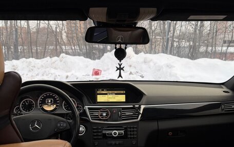 Mercedes-Benz E-Класс, 2011 год, 1 700 000 рублей, 13 фотография