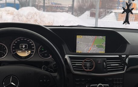 Mercedes-Benz E-Класс, 2011 год, 1 700 000 рублей, 14 фотография