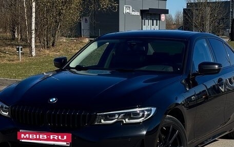 BMW 3 серия, 2021 год, 4 200 000 рублей, 2 фотография