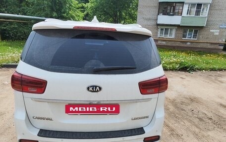 KIA Carnival III, 2018 год, 2 950 000 рублей, 4 фотография