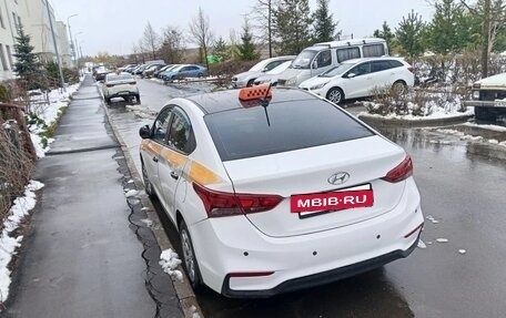 Hyundai Solaris II рестайлинг, 2019 год, 1 050 000 рублей, 5 фотография