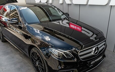 Mercedes-Benz E-Класс, 2019 год, 3 190 000 рублей, 6 фотография