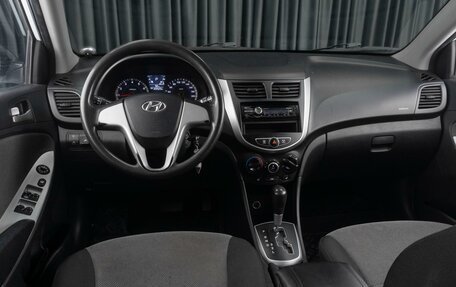 Hyundai Solaris II рестайлинг, 2011 год, 839 000 рублей, 6 фотография