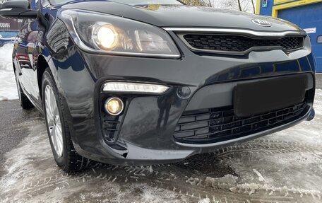 KIA Rio IV, 2018 год, 1 559 000 рублей, 2 фотография