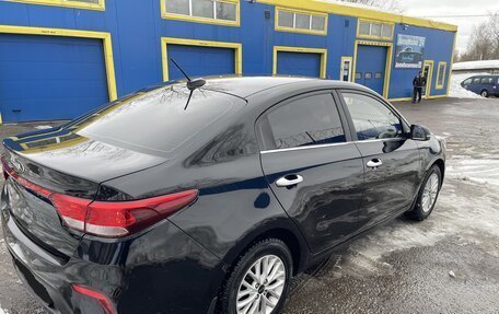 KIA Rio IV, 2018 год, 1 559 000 рублей, 3 фотография