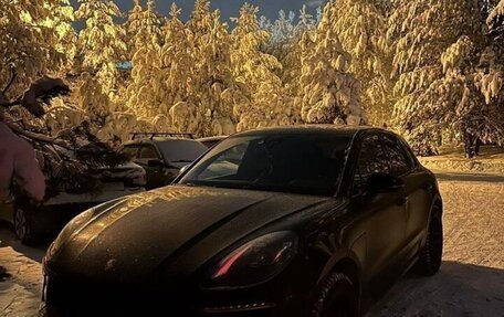 Porsche Macan I рестайлинг, 2016 год, 3 200 000 рублей, 3 фотография