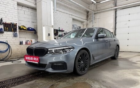 BMW 5 серия, 2018 год, 3 500 000 рублей, 3 фотография