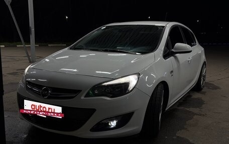 Opel Astra J, 2014 год, 1 150 000 рублей, 2 фотография