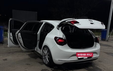 Opel Astra J, 2014 год, 1 150 000 рублей, 7 фотография