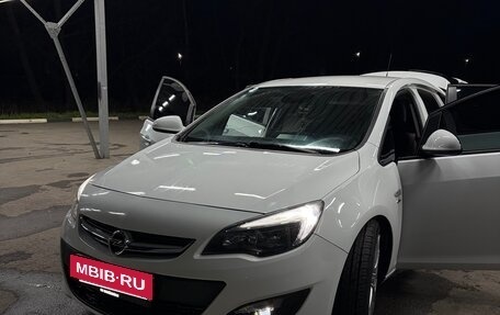 Opel Astra J, 2014 год, 1 150 000 рублей, 8 фотография