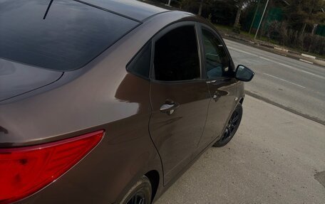 Hyundai Solaris II рестайлинг, 2015 год, 1 150 000 рублей, 6 фотография