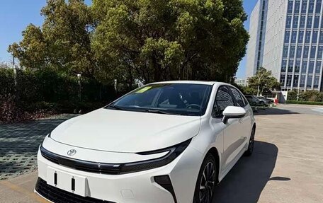 Toyota Corolla, 2026 год, 2 500 000 рублей, 2 фотография