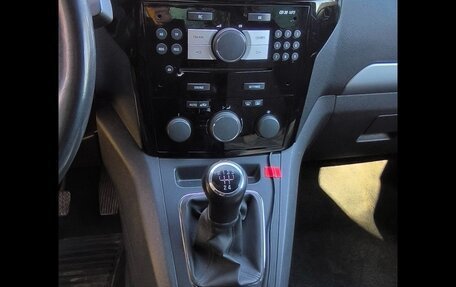 Opel Zafira B, 2011 год, 950 000 рублей, 4 фотография