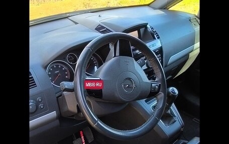 Opel Zafira B, 2011 год, 950 000 рублей, 3 фотография