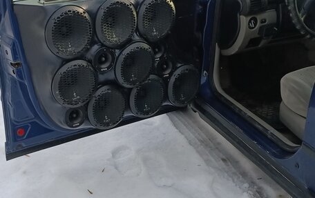 Volkswagen Passat B5+ рестайлинг, 1998 год, 700 000 рублей, 1 фотография