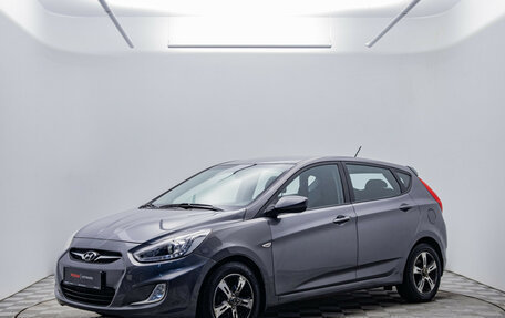 Hyundai Solaris II рестайлинг, 2013 год, 760 000 рублей, 1 фотография