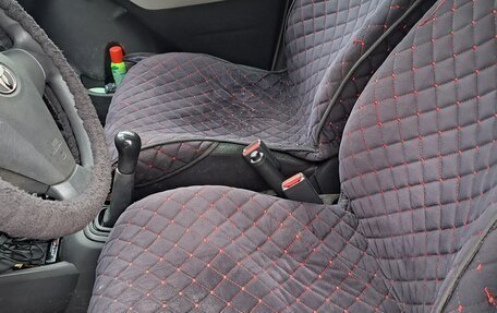 Toyota Yaris III рестайлинг, 2007 год, 444 000 рублей, 17 фотография