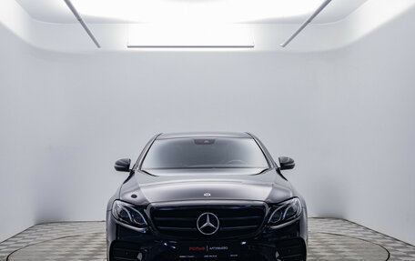 Mercedes-Benz E-Класс, 2018 год, 3 950 000 рублей, 2 фотография