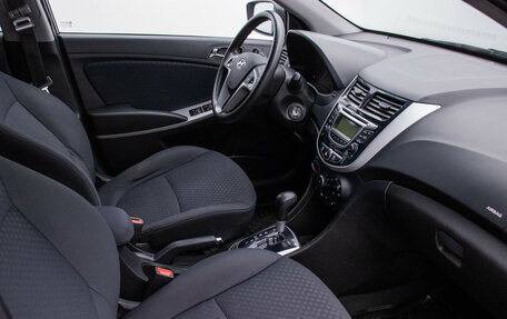 Hyundai Solaris II рестайлинг, 2013 год, 760 000 рублей, 9 фотография