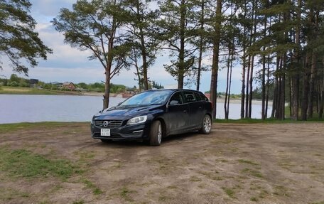 Volvo V60 I, 2016 год, 1 100 000 рублей, 3 фотография