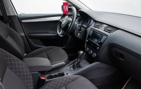 Skoda Octavia, 2019 год, 1 666 000 рублей, 9 фотография