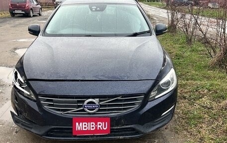 Volvo V60 I, 2016 год, 1 100 000 рублей, 4 фотография