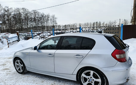 BMW 1 серия, 2007 год, 700 000 рублей, 3 фотография