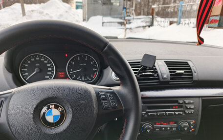 BMW 1 серия, 2007 год, 700 000 рублей, 7 фотография