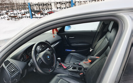 BMW 1 серия, 2007 год, 700 000 рублей, 9 фотография