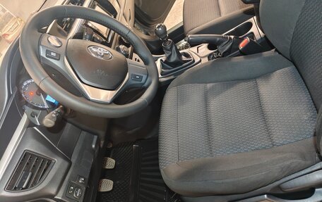 Toyota Corolla, 2014 год, 1 120 000 рублей, 14 фотография