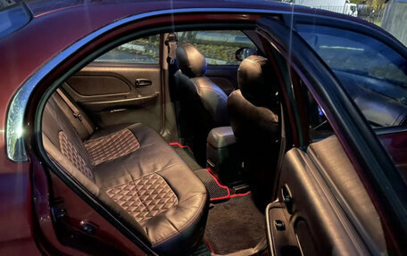 Hyundai Sonata IV рестайлинг, 2004 год, 345 000 рублей, 8 фотография