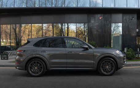 Porsche Cayenne III, 2023 год, 13 700 000 рублей, 8 фотография