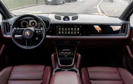 Porsche Cayenne III, 2023 год, 13 700 000 рублей, 10 фотография