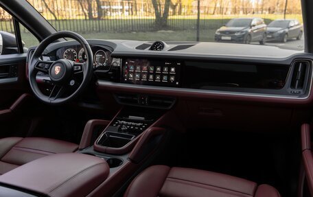 Porsche Cayenne III, 2023 год, 13 700 000 рублей, 9 фотография