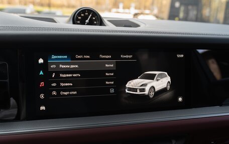 Porsche Cayenne III, 2023 год, 13 700 000 рублей, 25 фотография